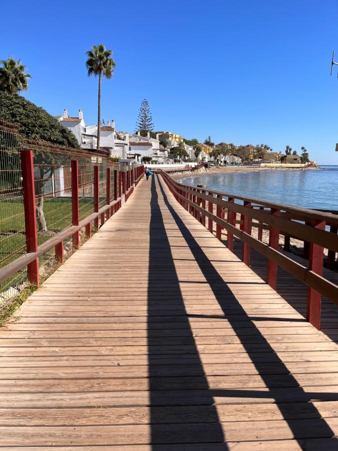Beachfront Apartment Near Marbella Sitio de Calahonda Exteriér fotografie