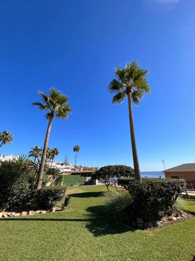 Beachfront Apartment Near Marbella Sitio de Calahonda Exteriér fotografie